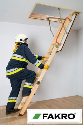 Fakro-Yanmaz-Merdiveni